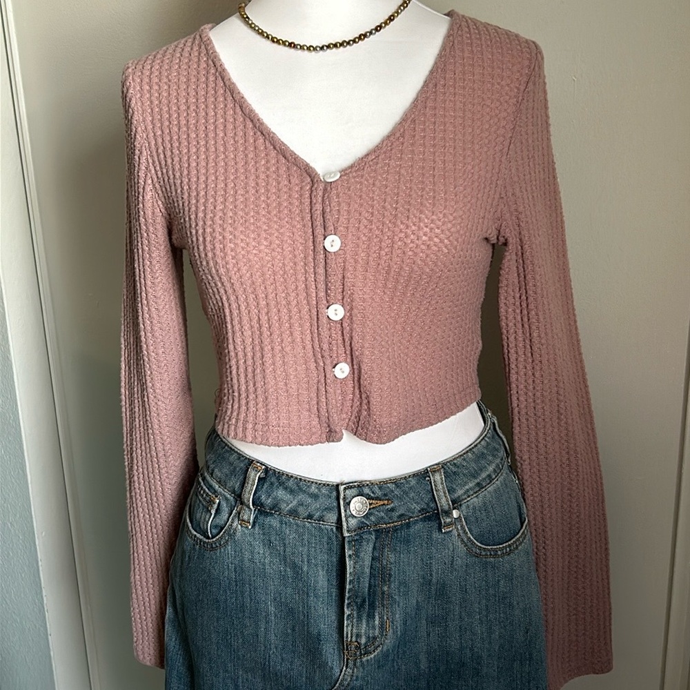 ⬇️ 2/$25 Listing - Romwe Crop Long Sleeve Crop Button Up Waffle Knit Top - Picture 10 of 10
